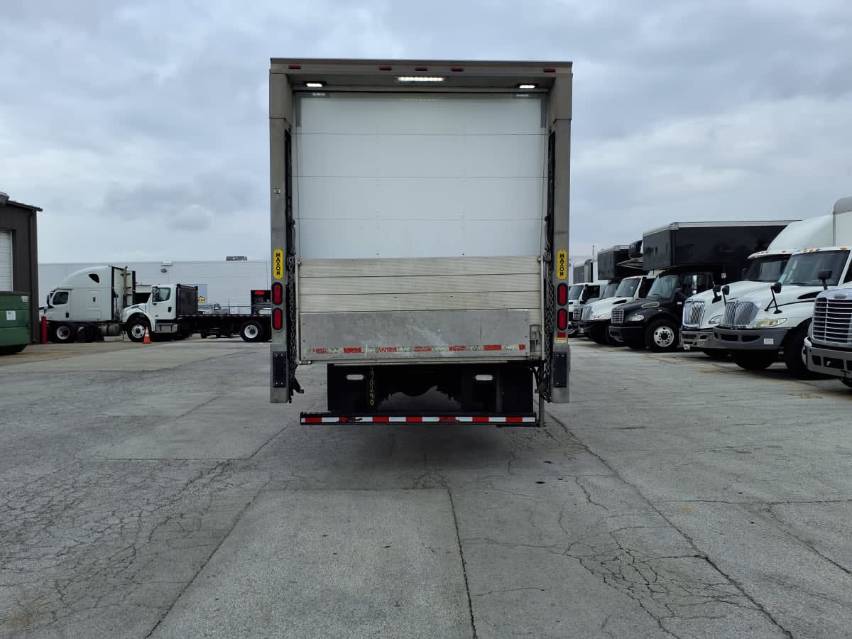 2020 Freightliner/Mercedes M2 106 270290