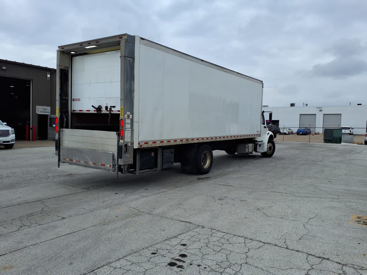 2020 Freightliner/Mercedes M2 106 270290