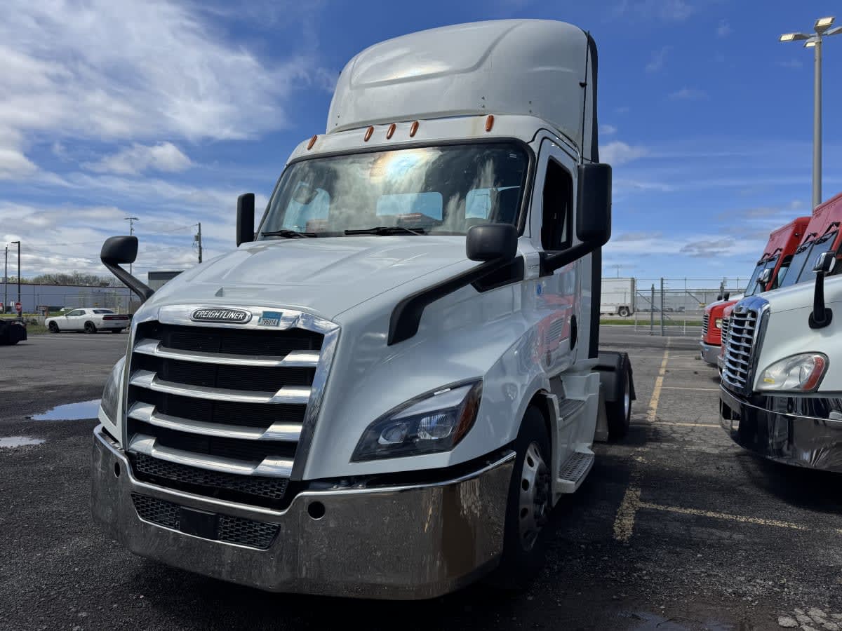 2020 Freightliner - image 1