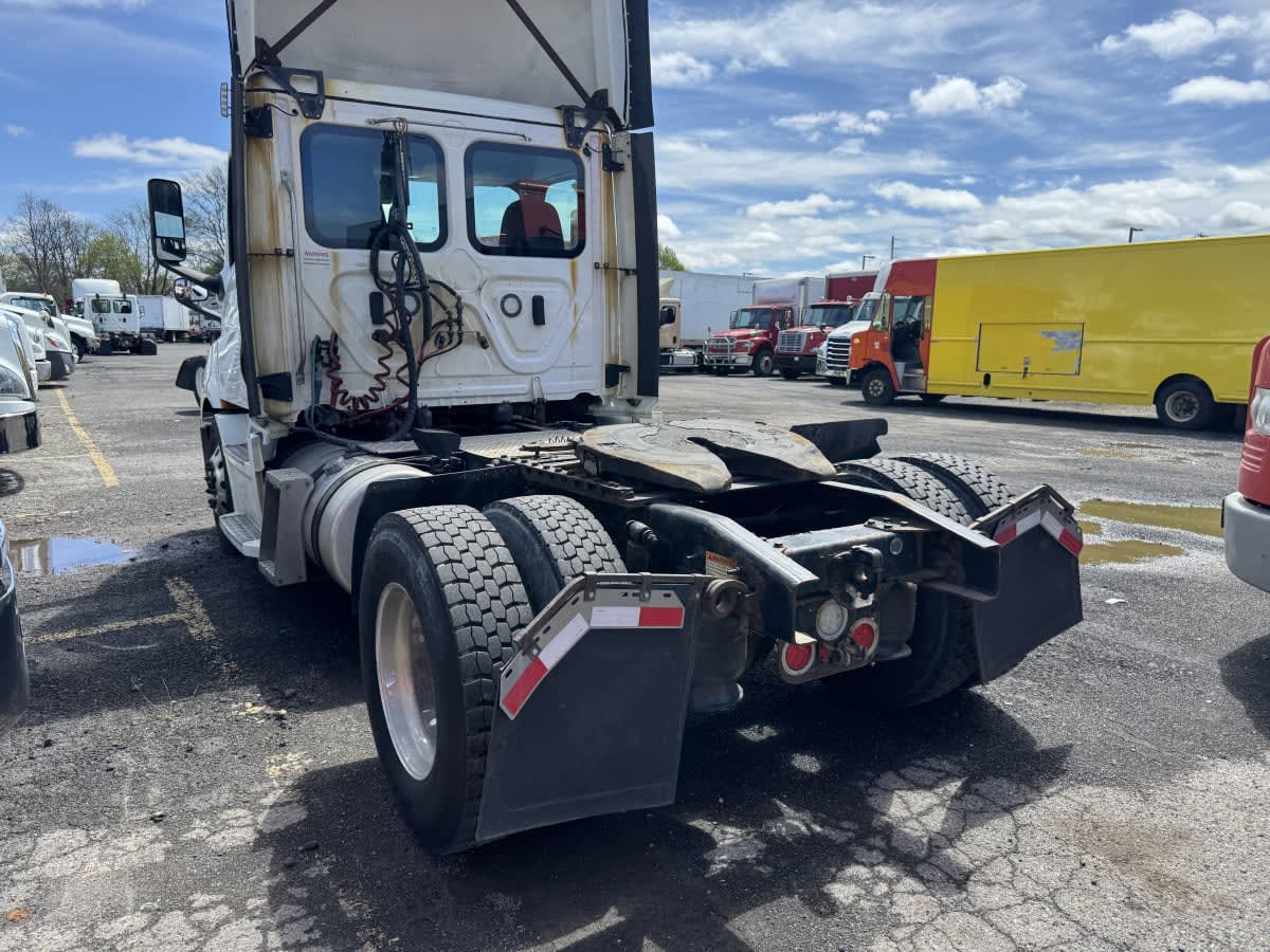 2020 Freightliner - image 7