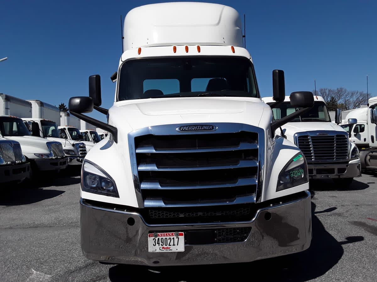 2020 Freightliner/Mercedes NEW CASCADIA PX12664 270299
