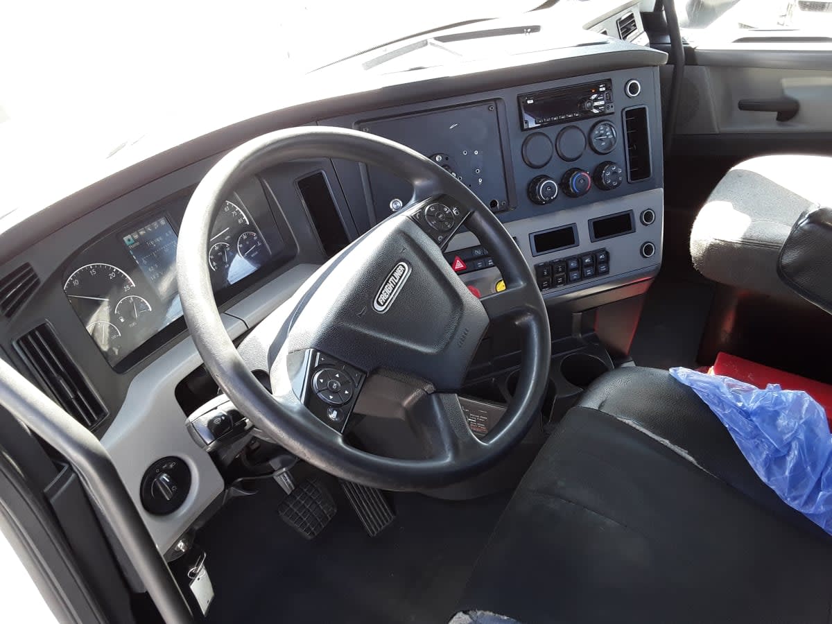 2020 Freightliner/Mercedes NEW CASCADIA PX12664 270299