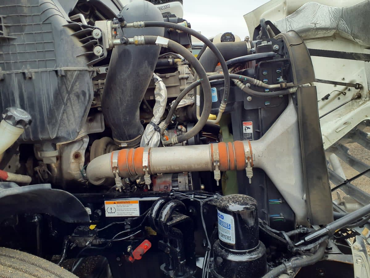 2020 Freightliner/Mercedes NEW CASCADIA 116 270305