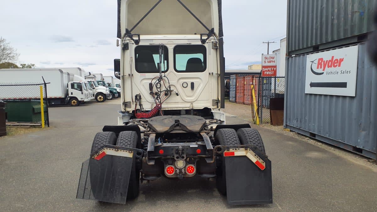 2021 Freightliner/Mercedes CASCADIA PX11642ST 270419
