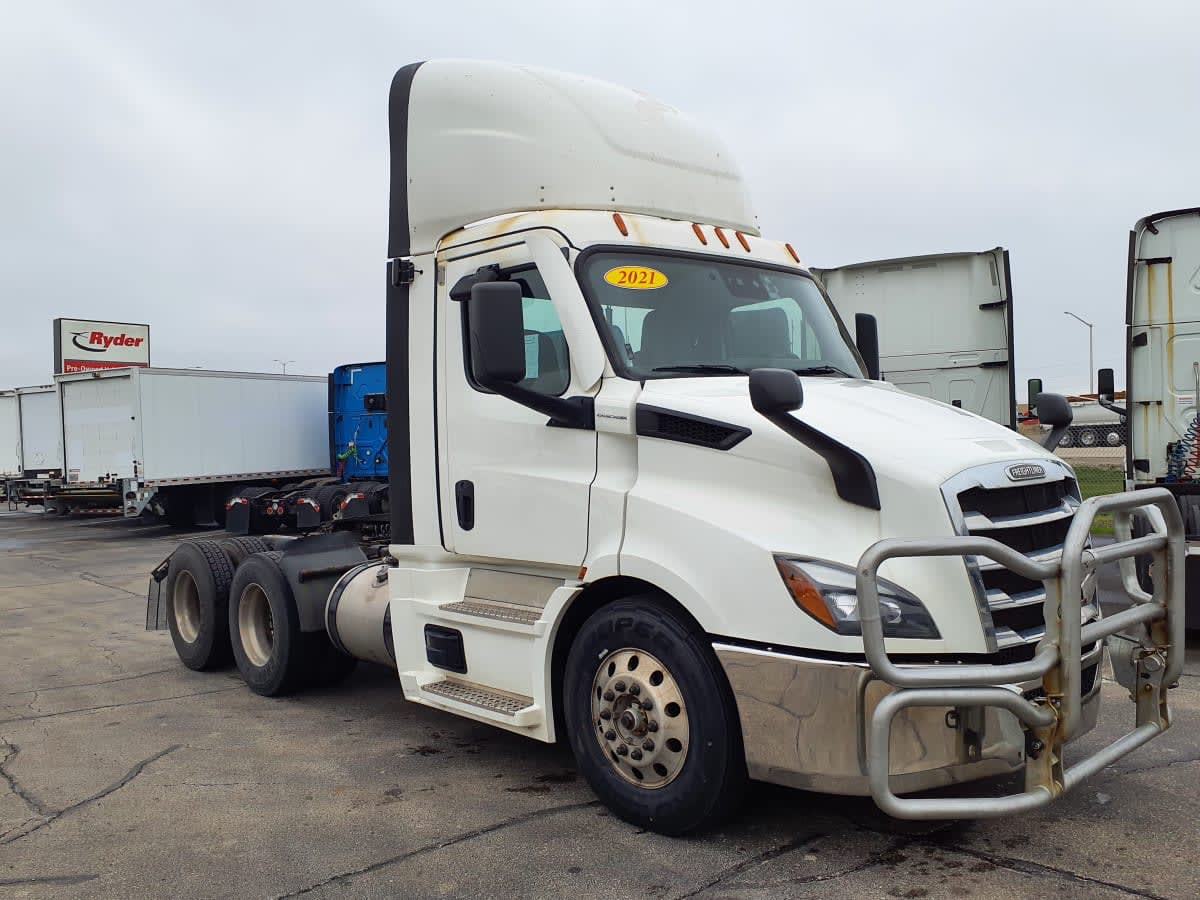 2021 Freightliner/Mercedes CASCADIA PX11664ST 270424