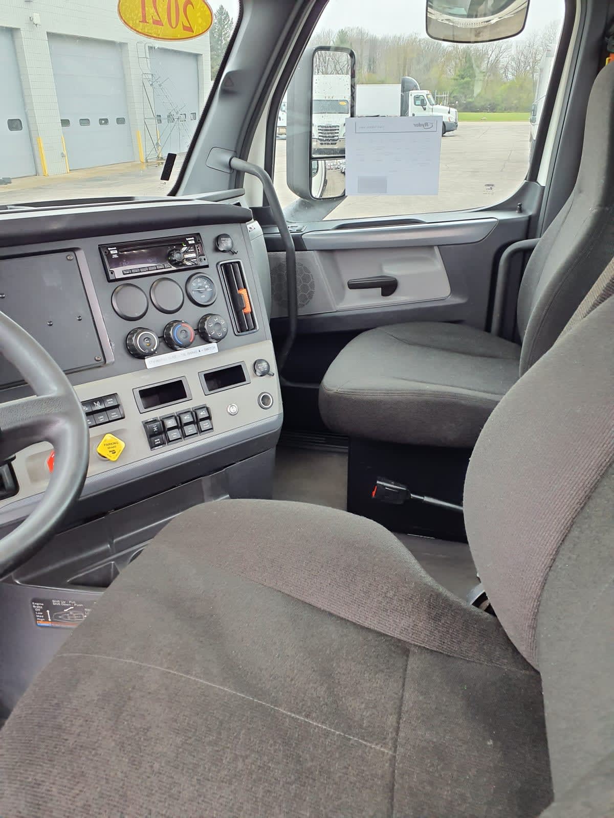 2021 Freightliner/Mercedes CASCADIA PX11664ST 270424