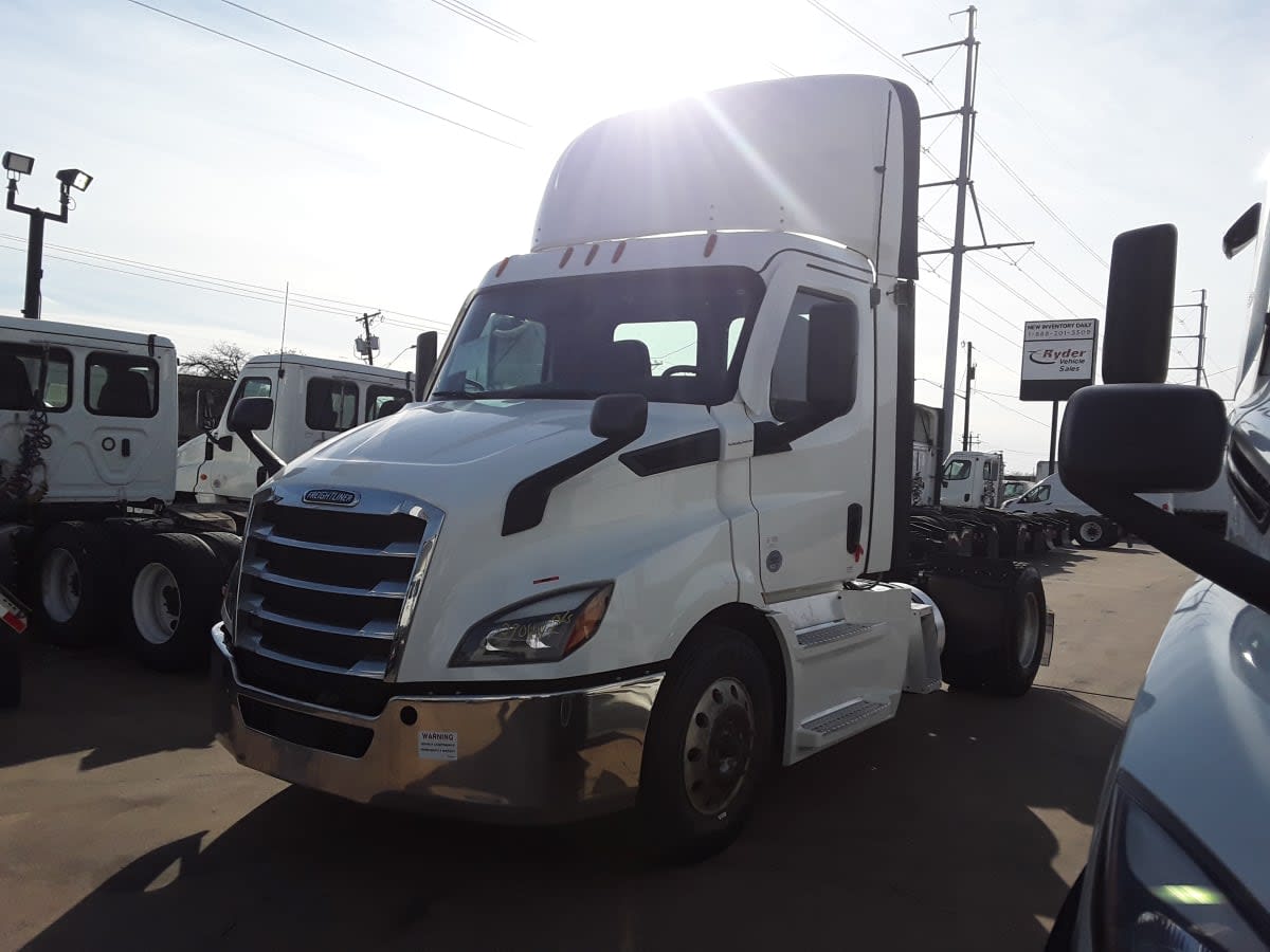 2021 Freightliner/Mercedes CASCADIA PX11642ST 270447