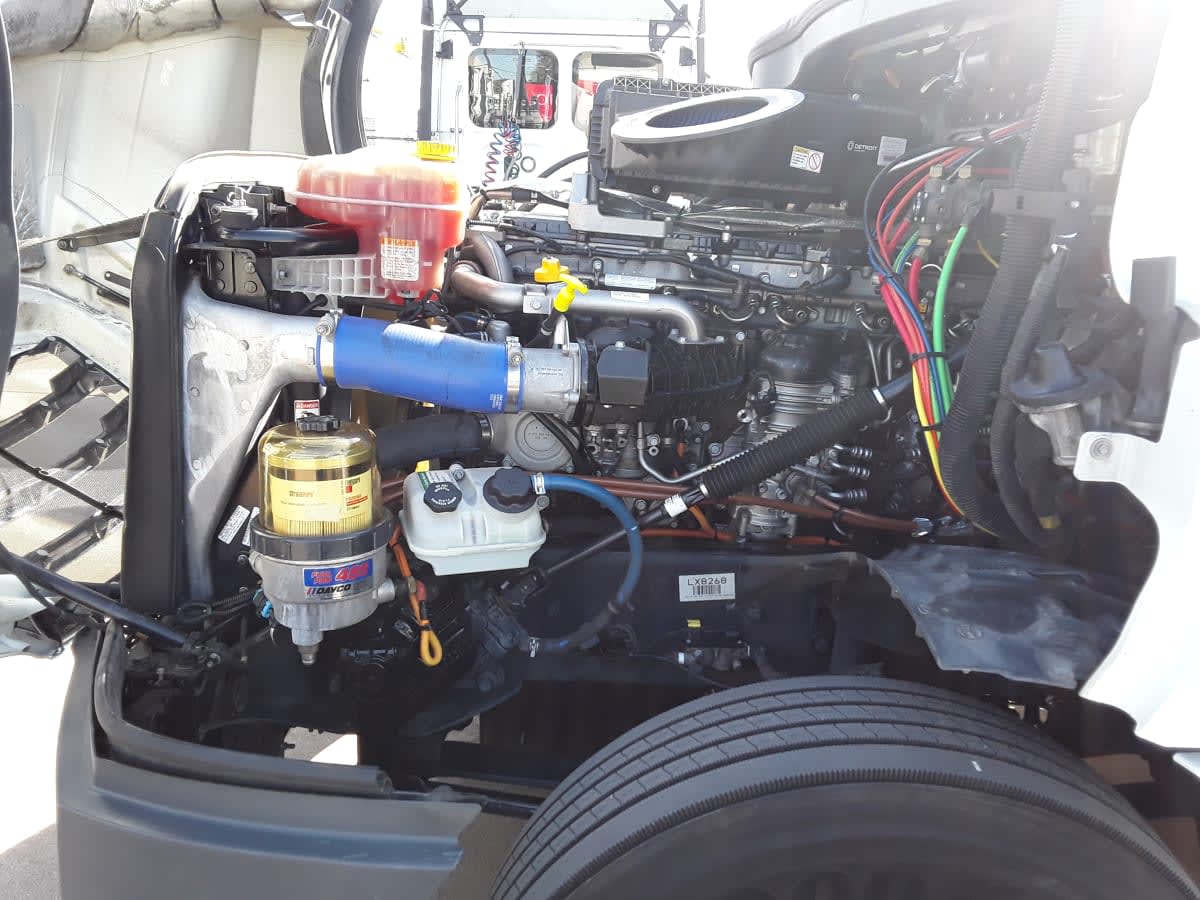 2020 Freightliner/Mercedes NEW CASCADIA 126 271023