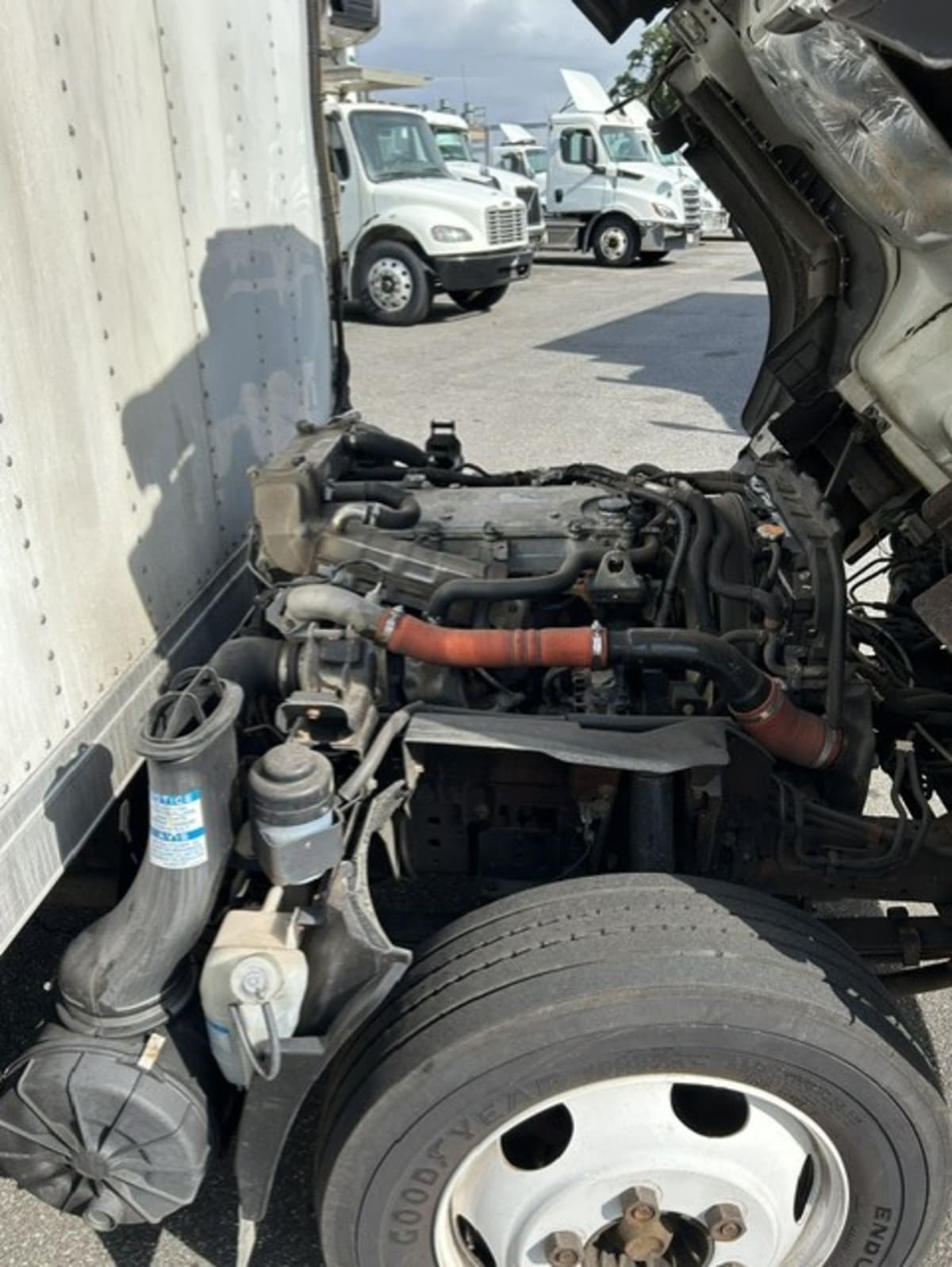 2020 Isuzu NQR 271055