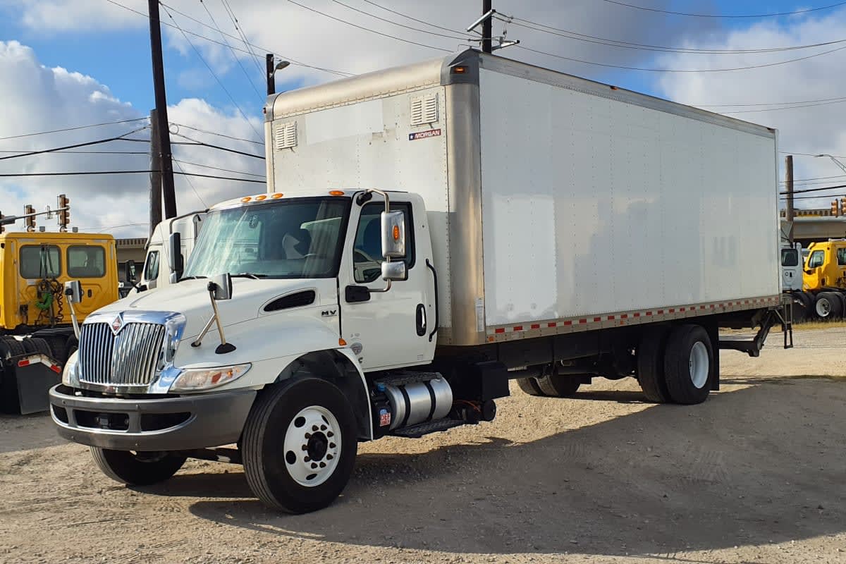 2020 Navistar International MV607 (4X2) 271083