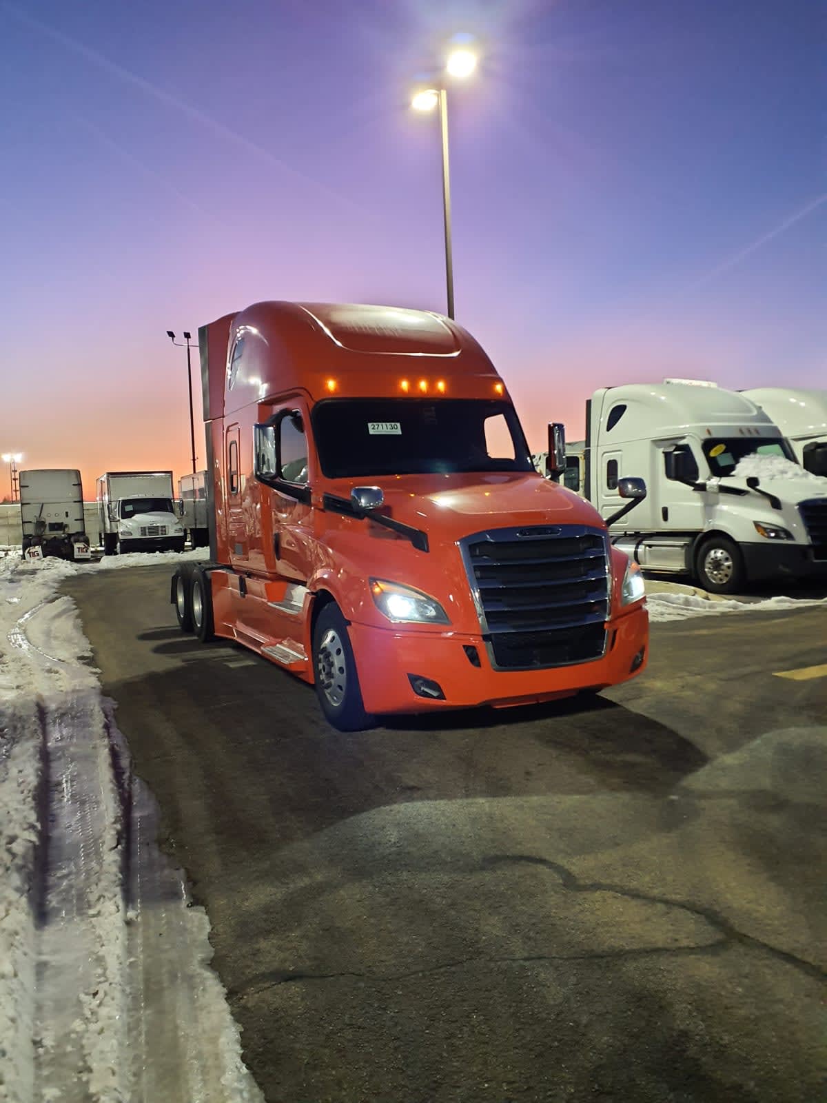 2020 Freightliner/Mercedes NEW CASCADIA PX12664 271130