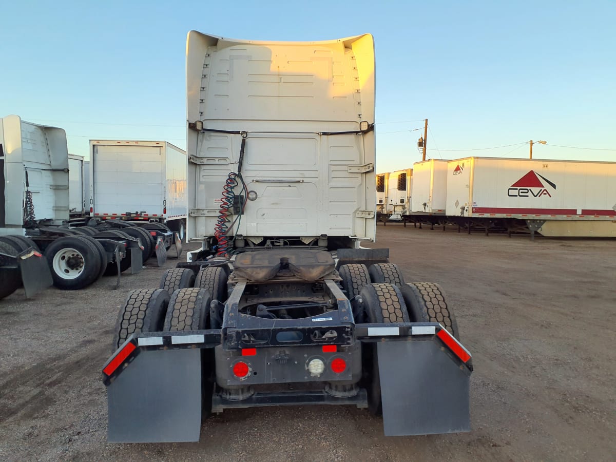 2020 Volvo VNL64T-760 271188