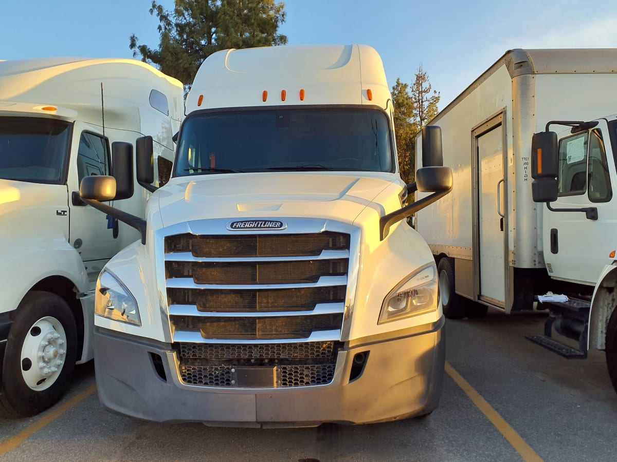 2020 Freightliner/Mercedes NEW CASCADIA PX12664 271206