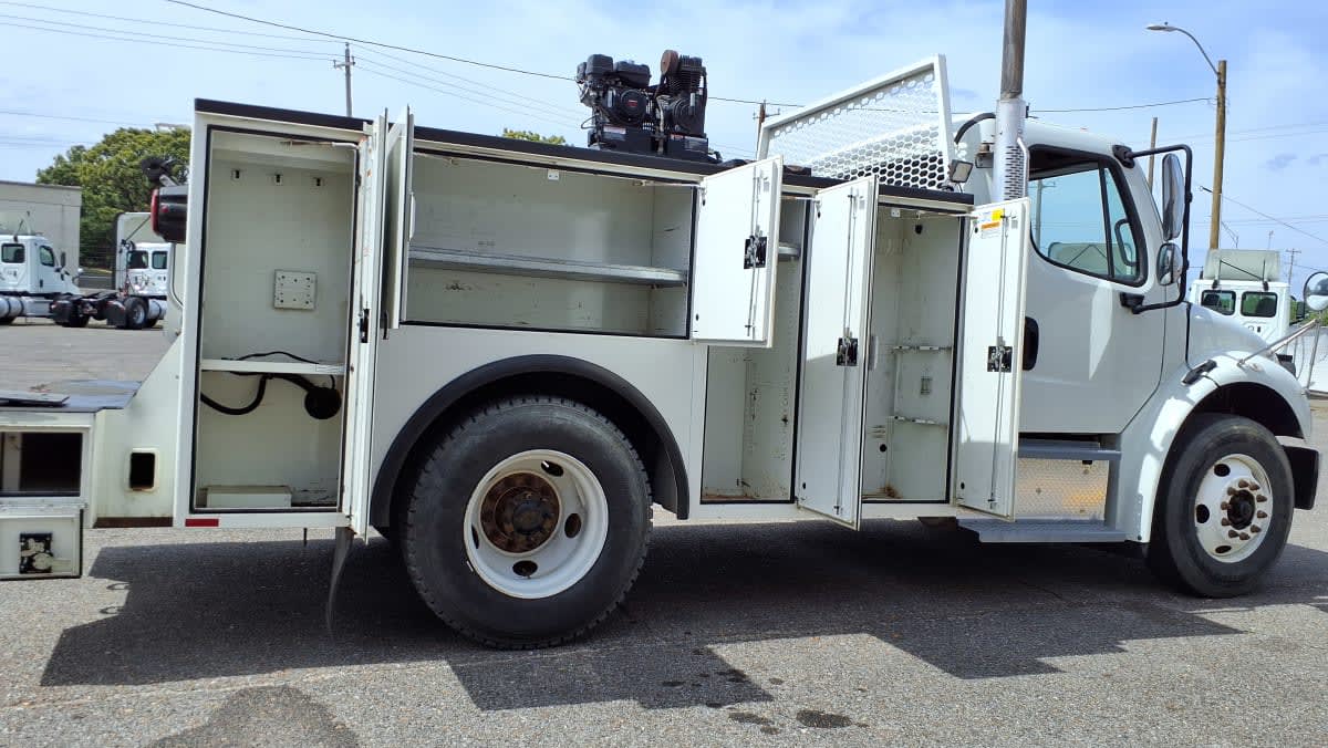 2020 Freightliner/Mercedes M2 106 271322