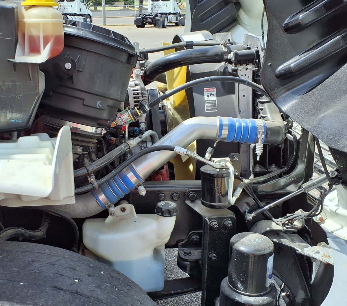 2020 Freightliner/Mercedes M2 106 271322