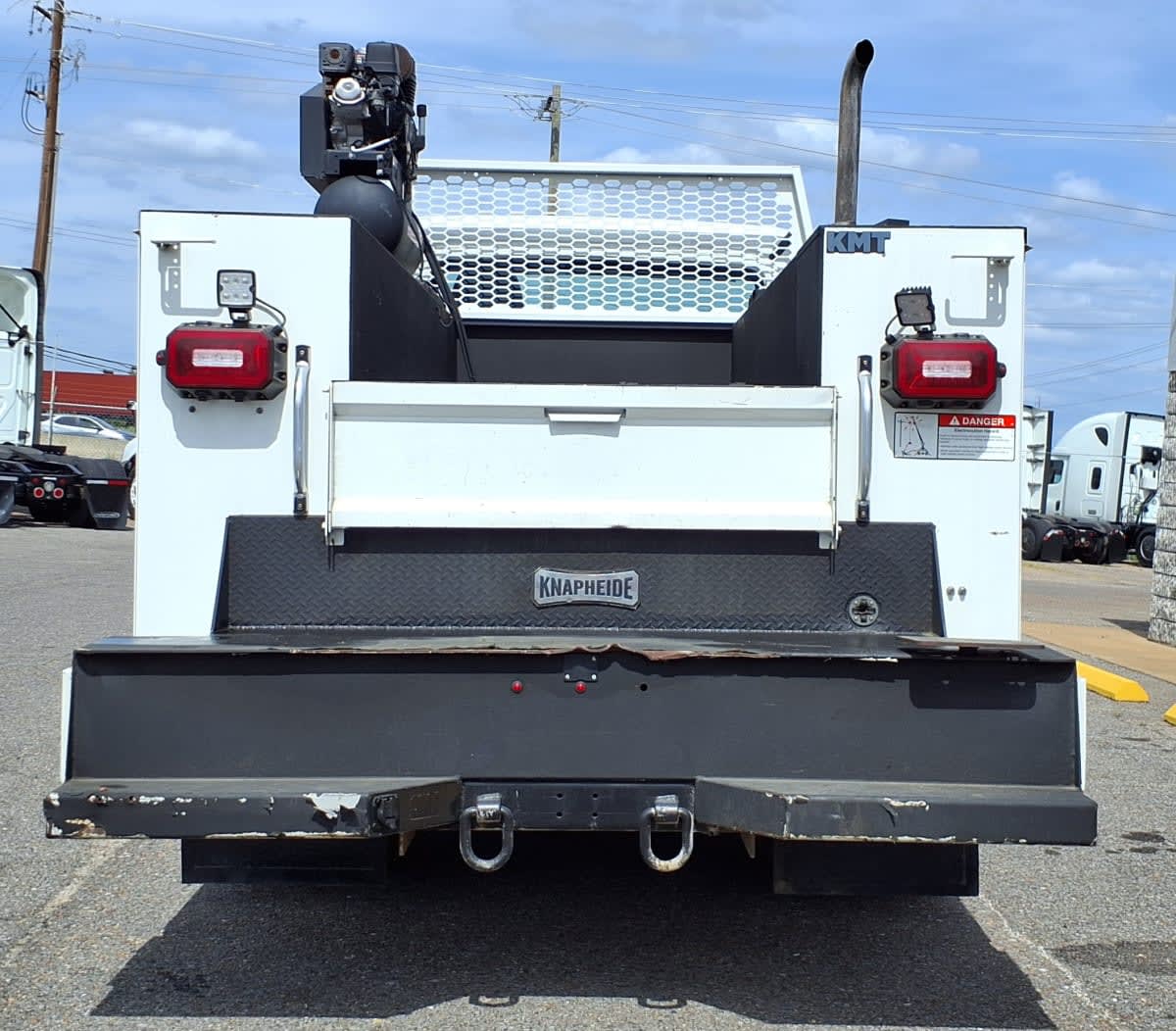 2020 Freightliner/Mercedes M2 106 271322