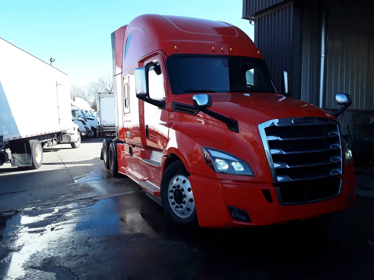 2020 Freightliner - image 3