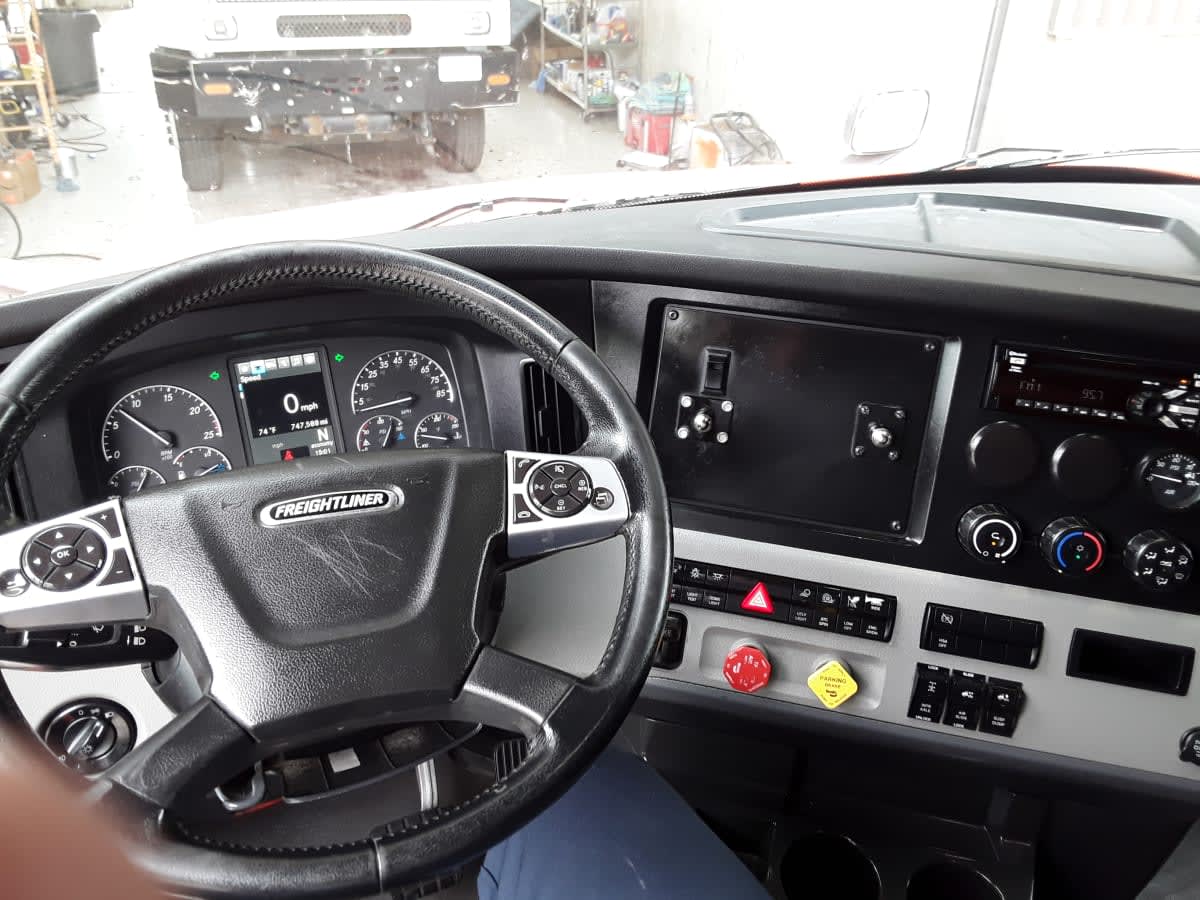 2020 Freightliner/Mercedes NEW CASCADIA PX12664 271446