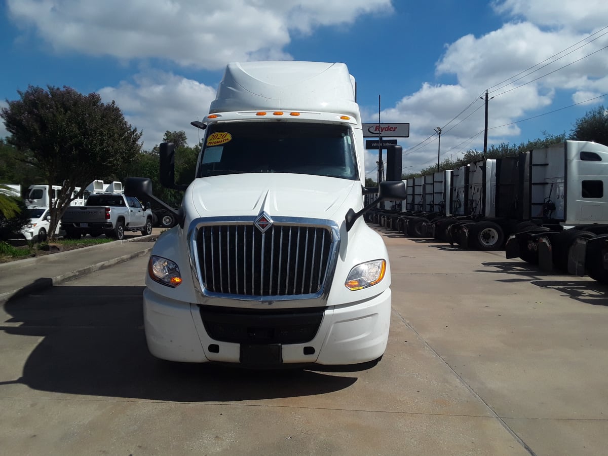 2020 Navistar International LT625 SLPR CAB 271695