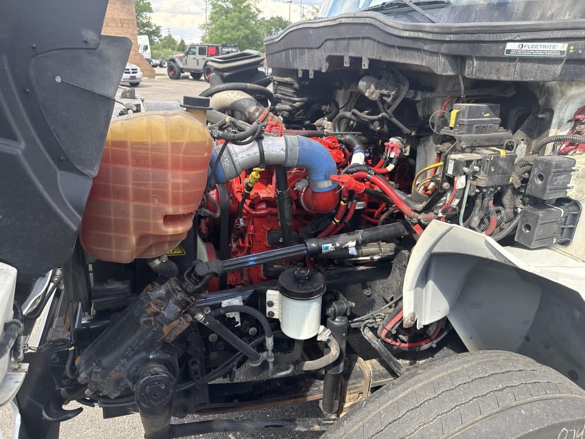 2020 Navistar International MV607 (4X2) 271808