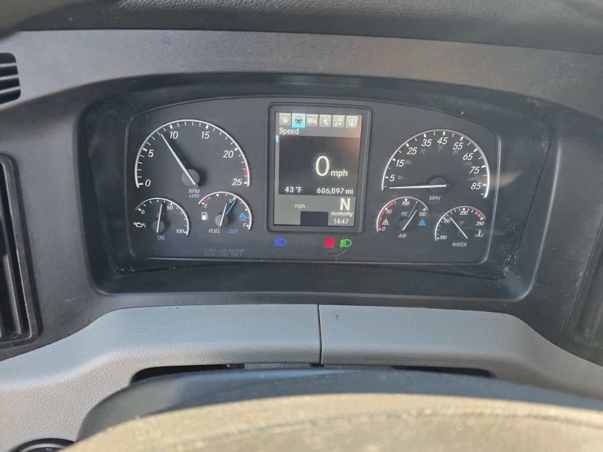 2020 Freightliner - image 11