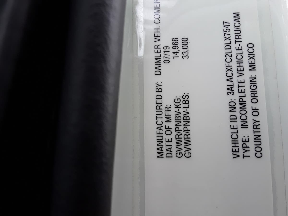 2020 Freightliner M2 106 271836