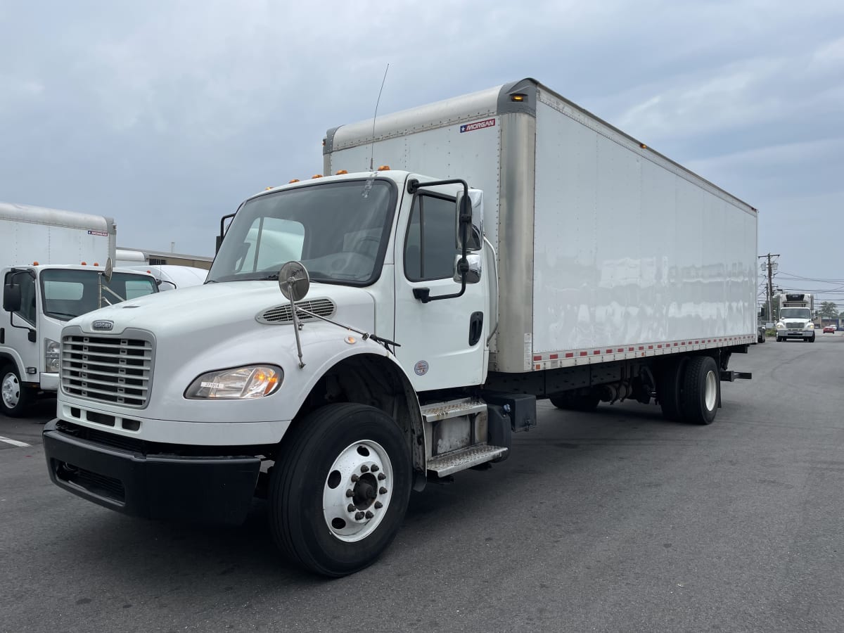 Freightliner/Mercedes M2 106 VEH-271914