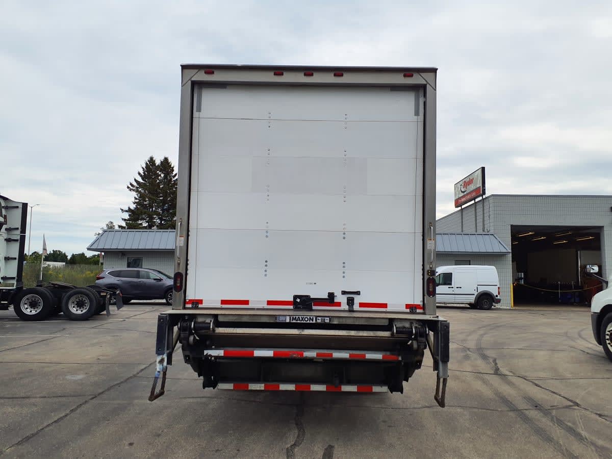 2020 Freightliner M2 106 271987
