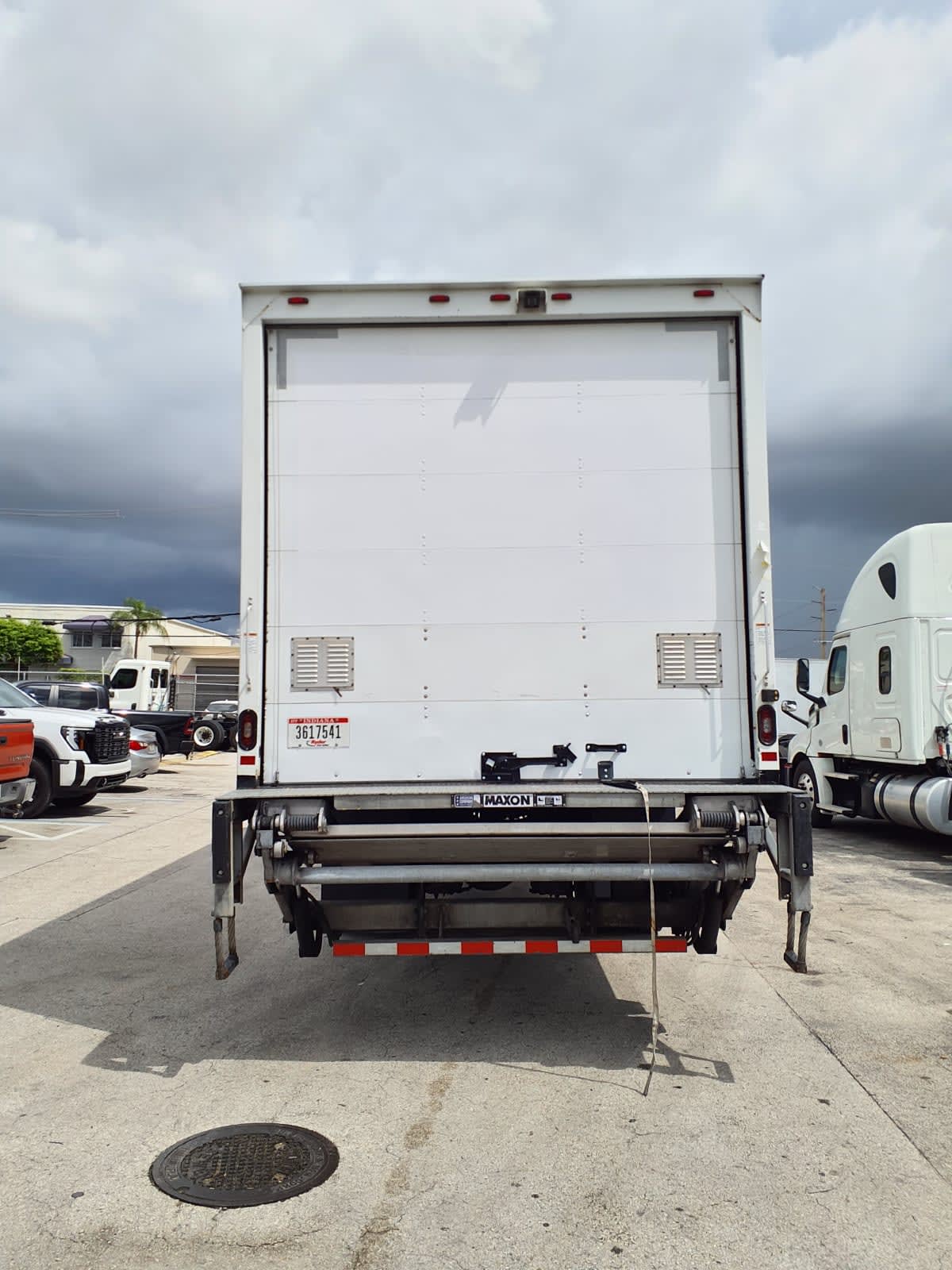 2020 International MV in Miami, FL — photo 5