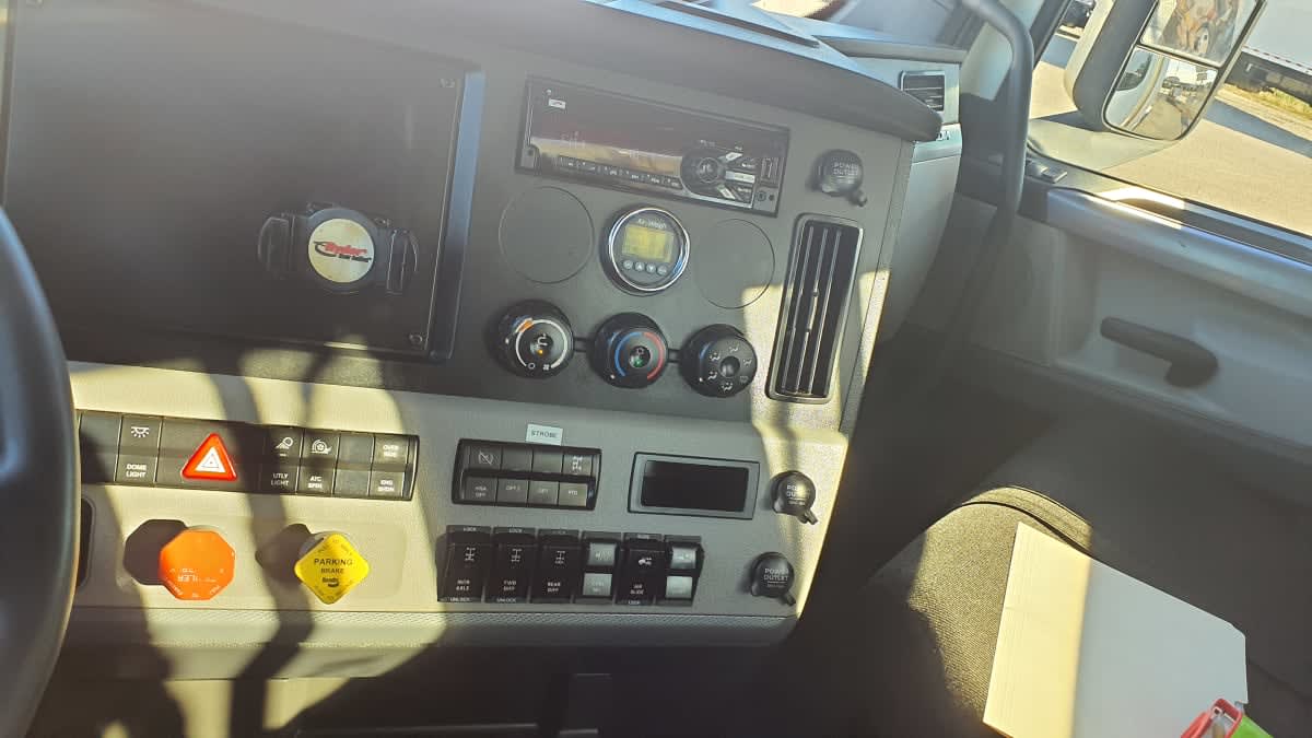 2020 Freightliner/Mercedes NEW CASCADIA PX12664 272008