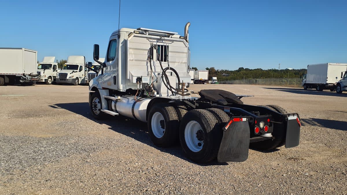 2020 Freightliner/Mercedes NEW CASCADIA PX12664 272008