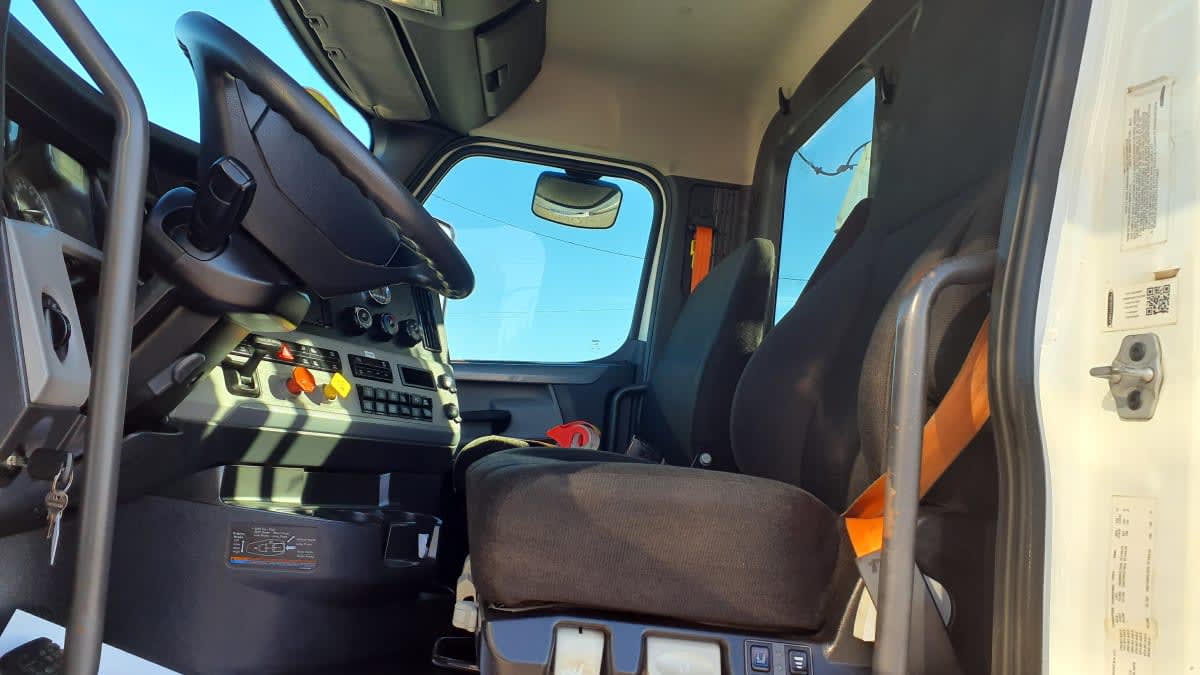 2020 Freightliner/Mercedes NEW CASCADIA PX12664 272008