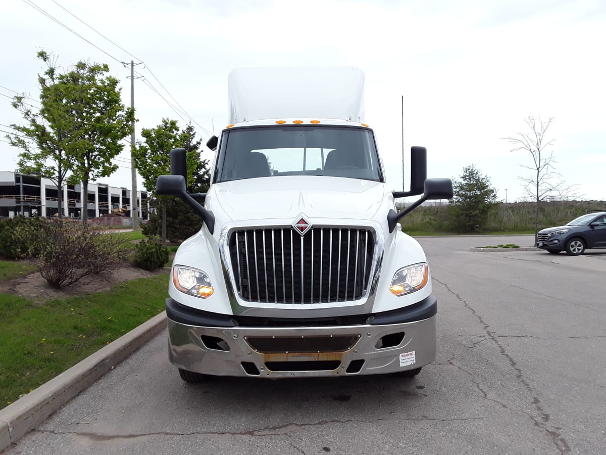 2020 Navistar International LT625 DAYCAB T/A 272158