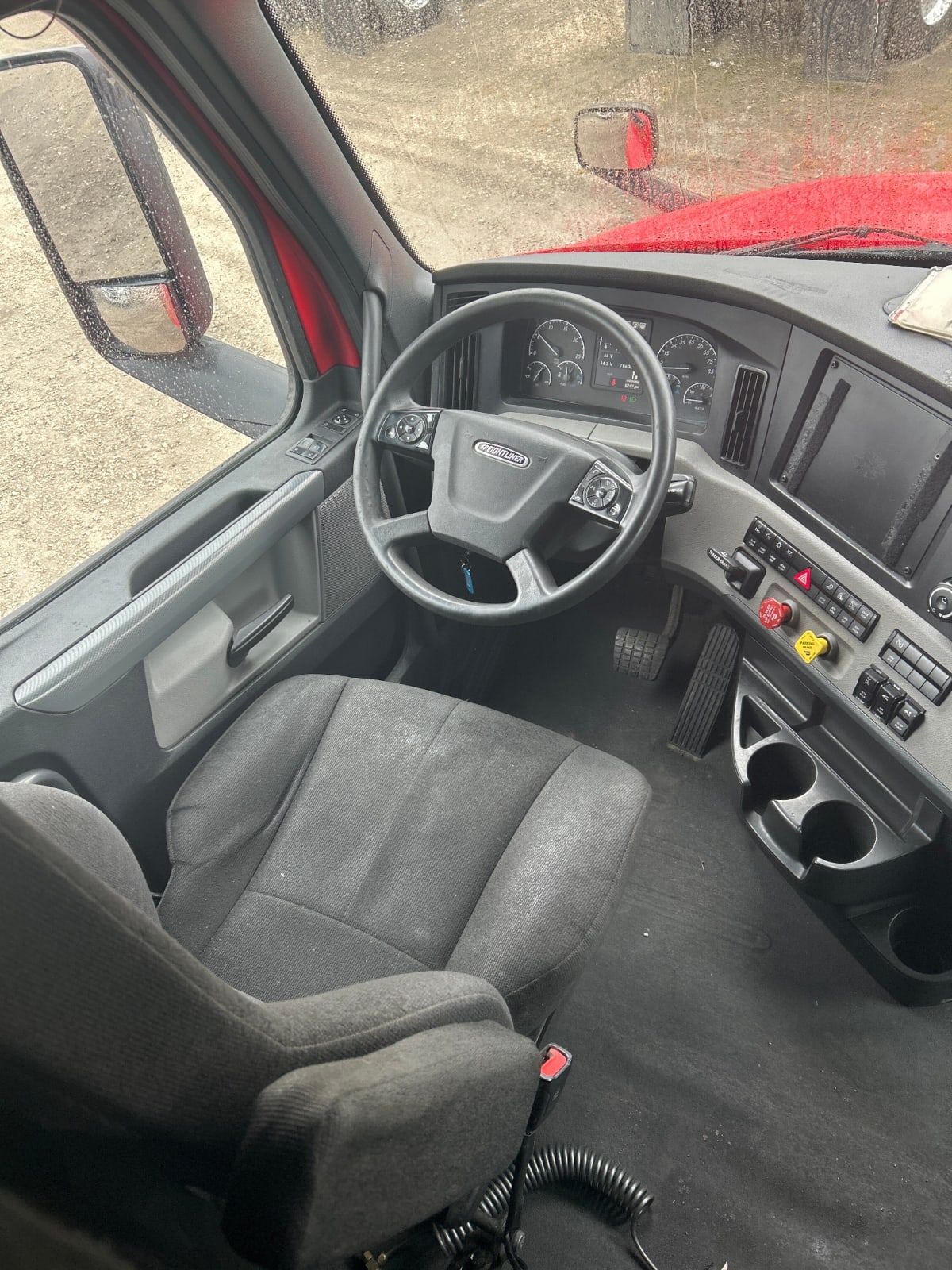 2020 Freightliner/Mercedes NEW CASCADIA PX12664 272180