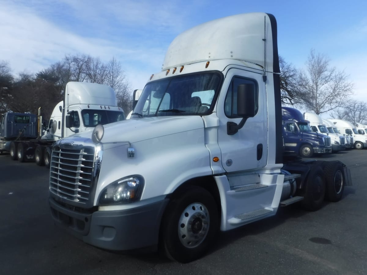 2020 Freightliner/Mercedes CASCADIA 125 272230