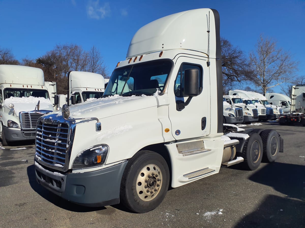 2020 Freightliner/Mercedes CASCADIA 125 272233