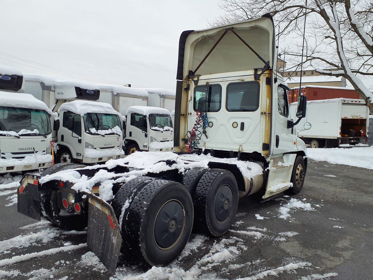 2020 Freightliner/Mercedes CASCADIA 125 272234