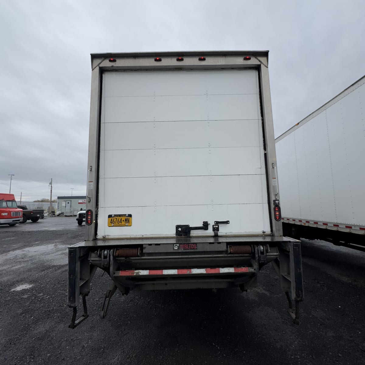 2020 Freightliner/Mercedes M2 106 272351