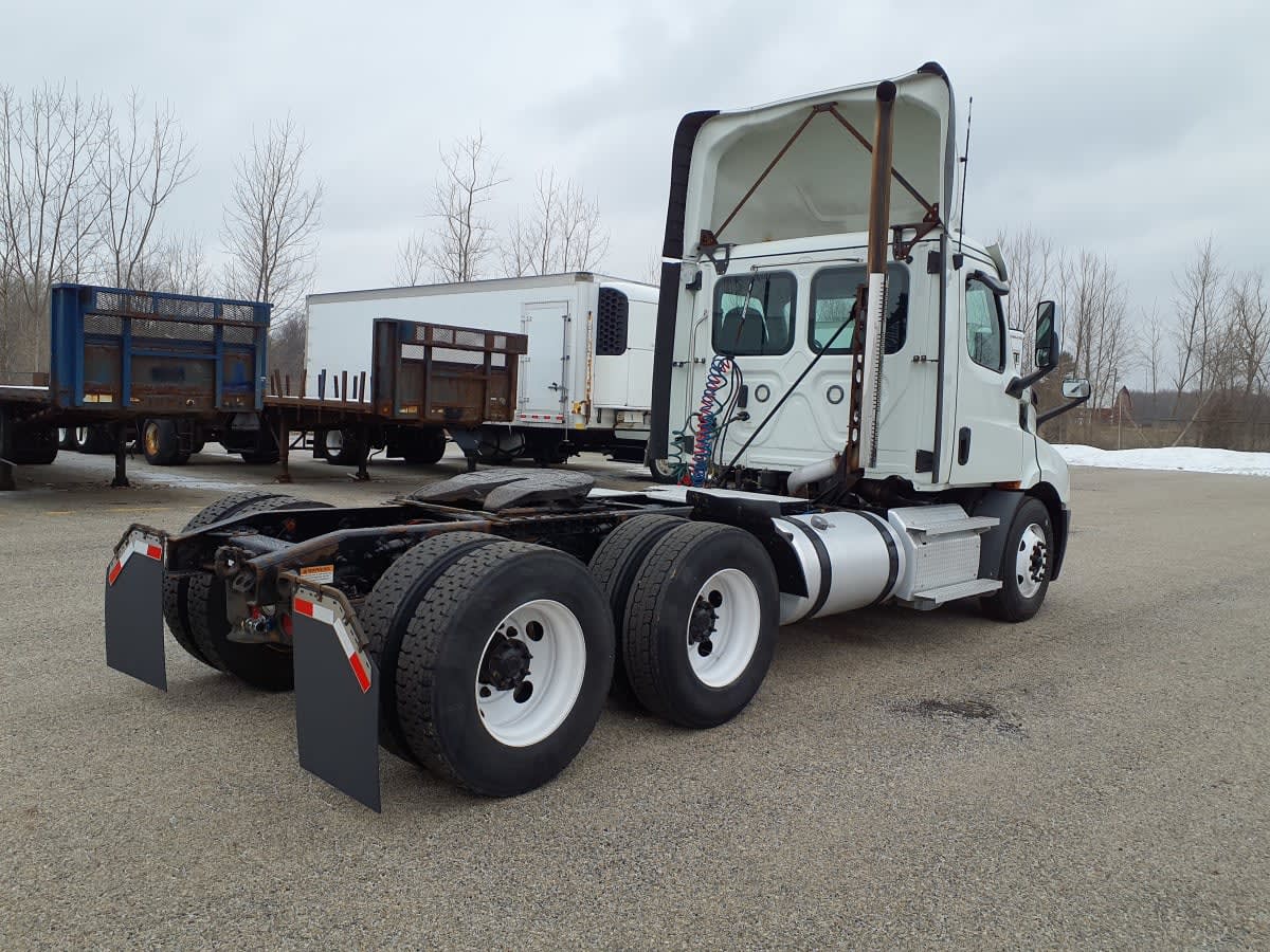 2020 Freightliner/Mercedes NEW CASCADIA 116 272856