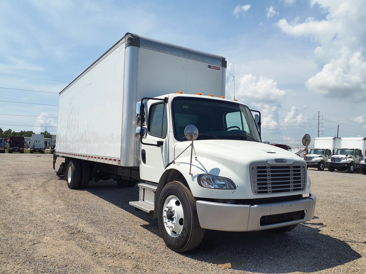 2021 Freightliner/Mercedes M2 106 272913