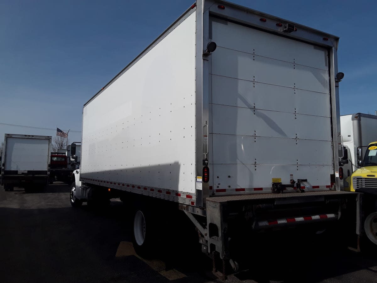 2020 Freightliner/Mercedes M2 106 272978