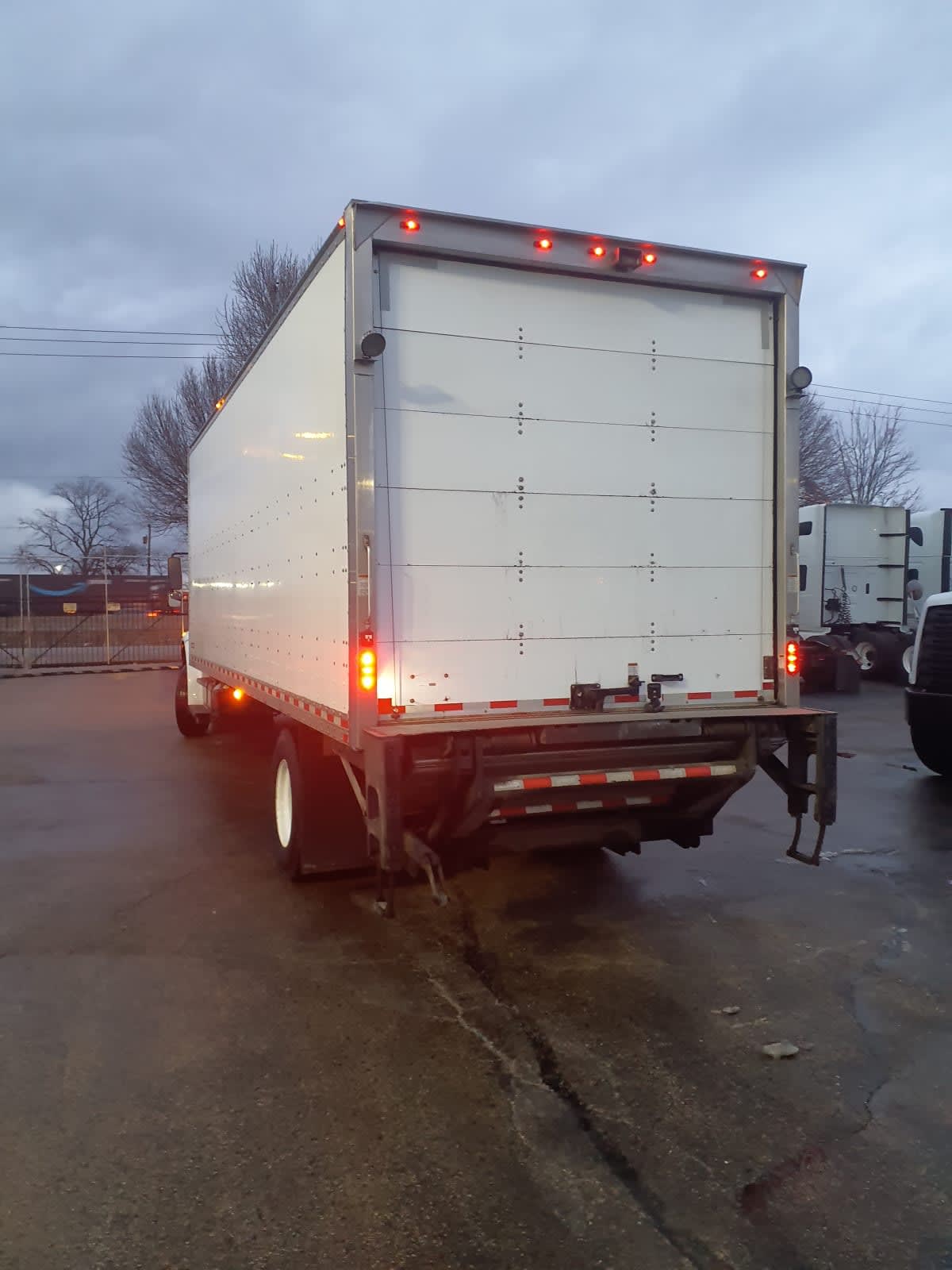 2020 Freightliner/Mercedes M2 106 272979