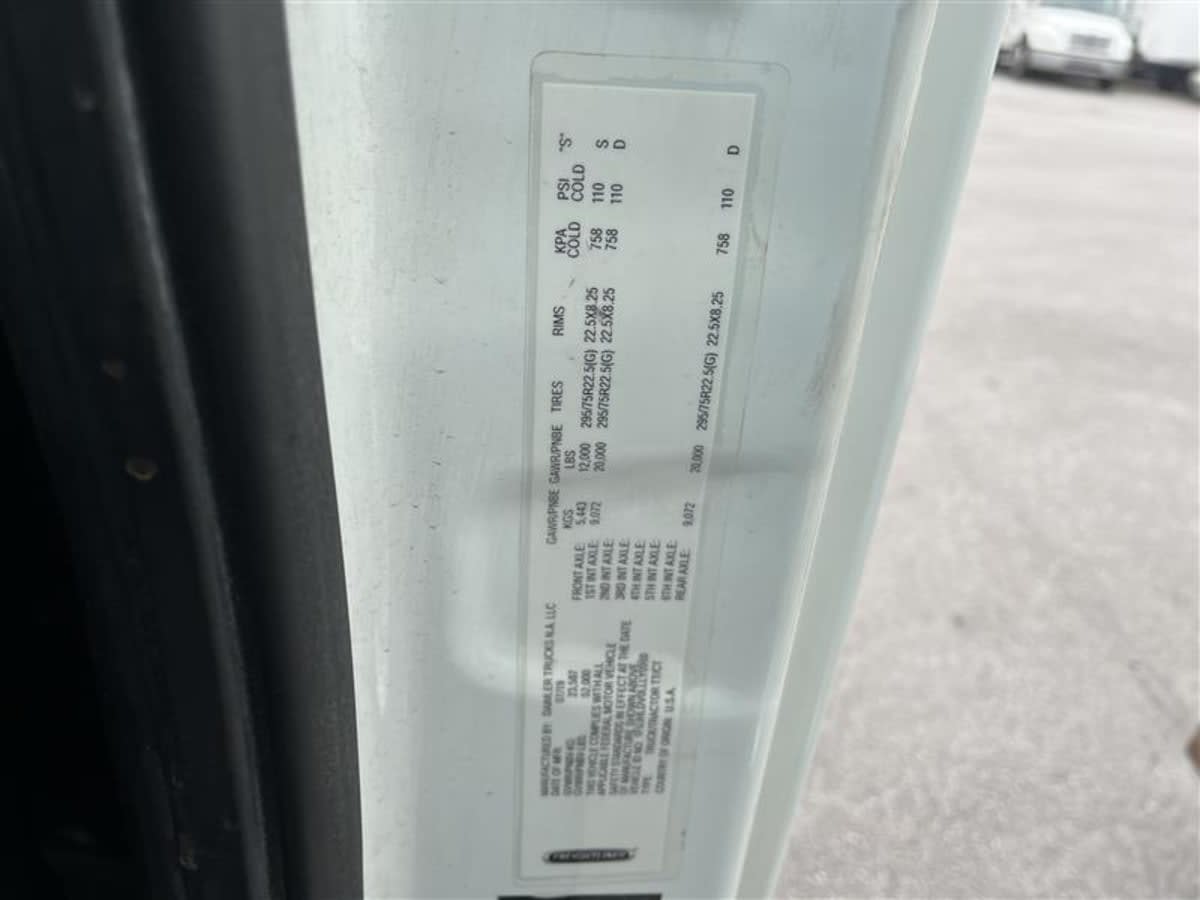 2020 Freightliner - image 10