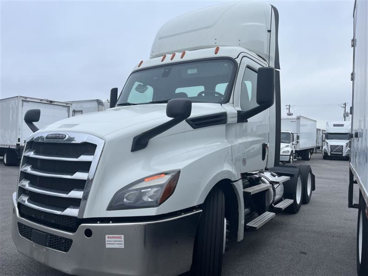 2020 Freightliner - image 1