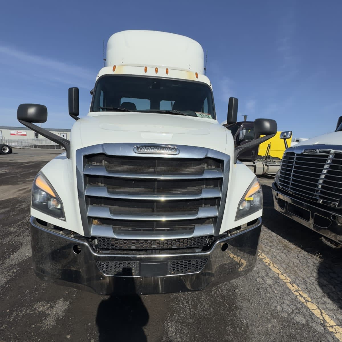 2020 Freightliner - image 2