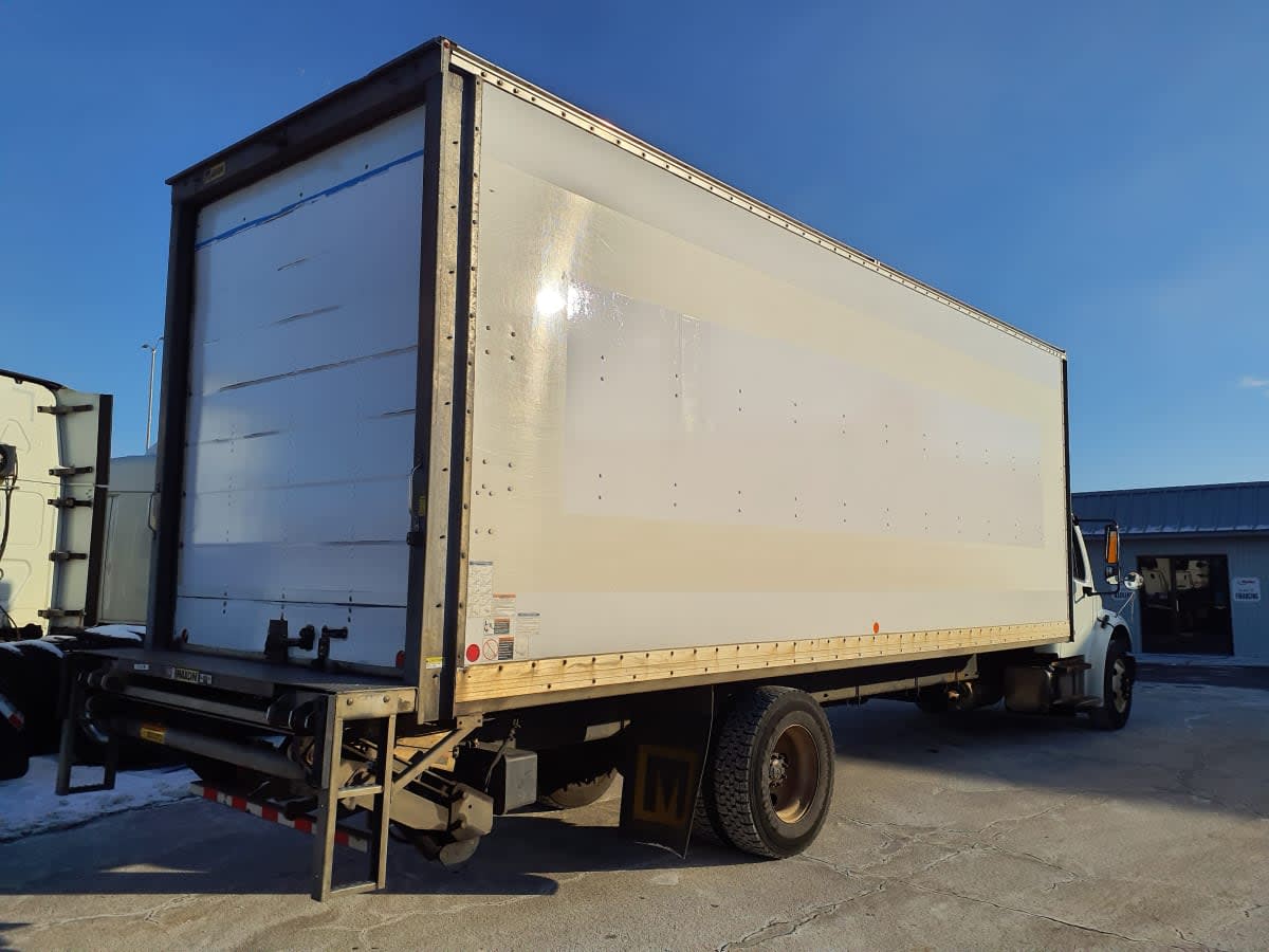 2020 Freightliner/Mercedes M2 106 273120