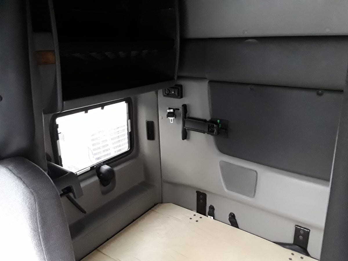 2020 Navistar International LT625 SLPR CAB 273132