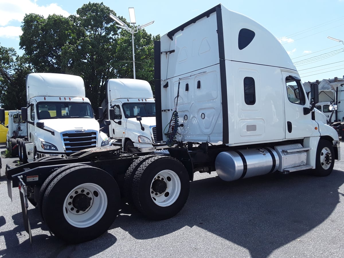 2020 Freightliner/Mercedes CASCADIA 125 273206