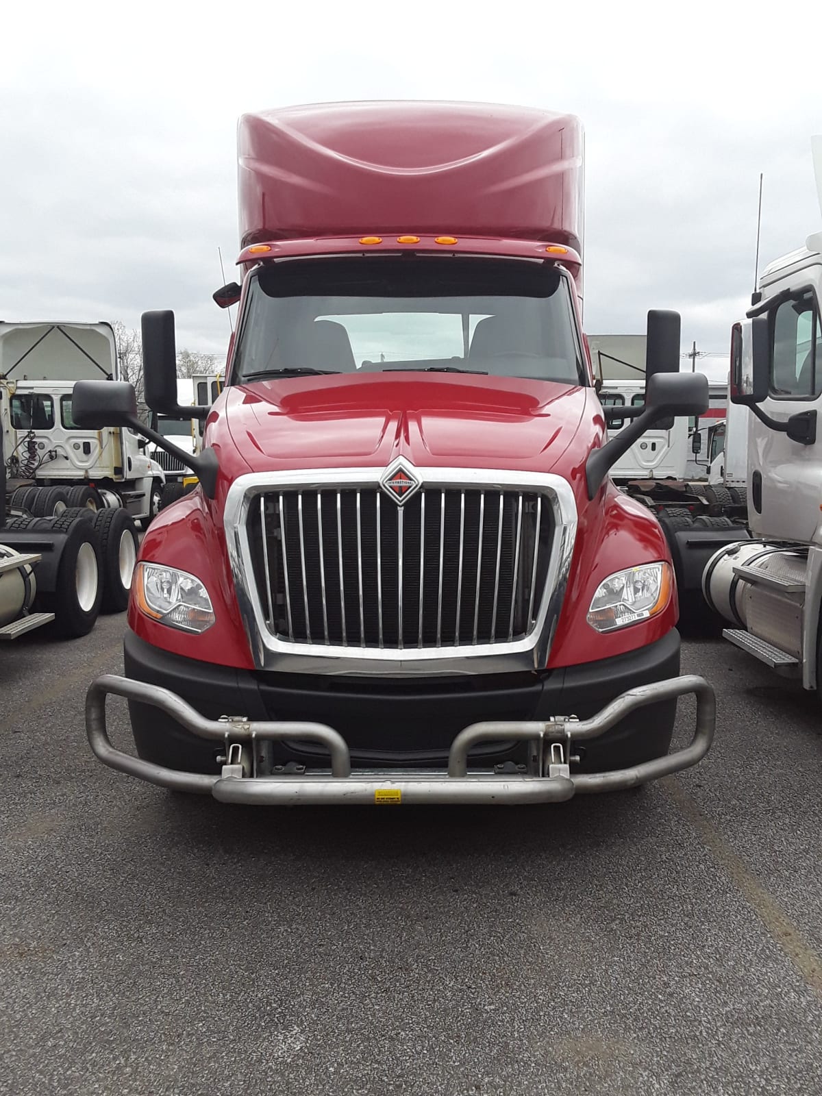 2020 Navistar International LT625 DAYCAB T/A 273277