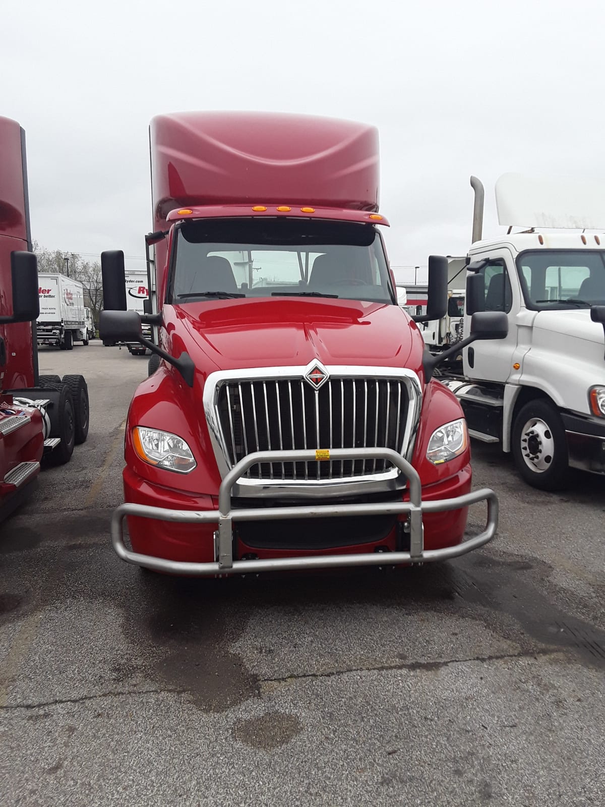 2020 Navistar International LT625 DAYCAB T/A 273279